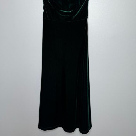 Revelry Tori Velvet Dress in Emerald 4 Halter Neck Open Back Bridesmaid Wedding - Picture 7 of 14